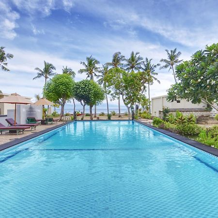 Putri Nusa Beach Ped Exterior foto